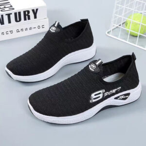Sepatu Sneakers Wanita Kanvas