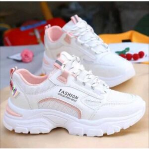 Sneakers Wanita Kasual